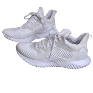 Adidas Alpha Bounce Shoes Size 8.